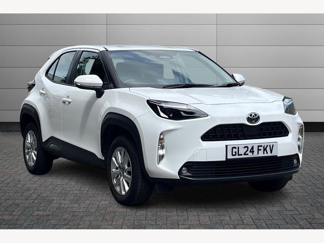 Main listing image - Toyota Yaris Cross