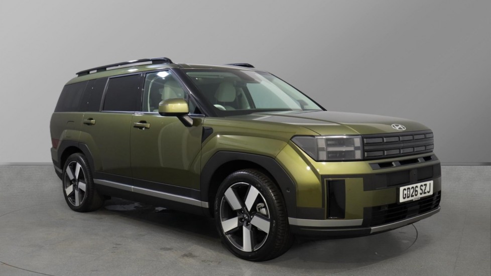 Main listing image - Hyundai Santa Fe