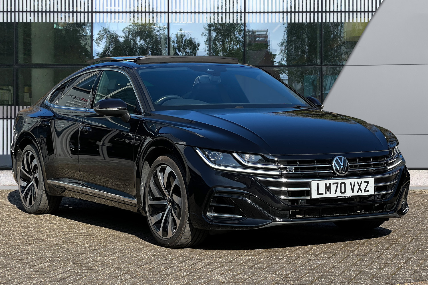 Main listing image - Volkswagen Arteon