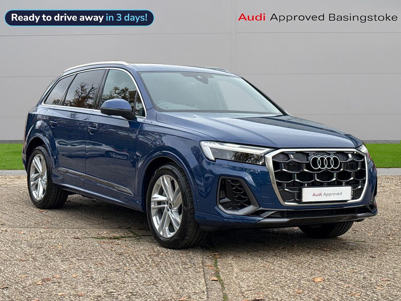 Main listing image - Audi Q7