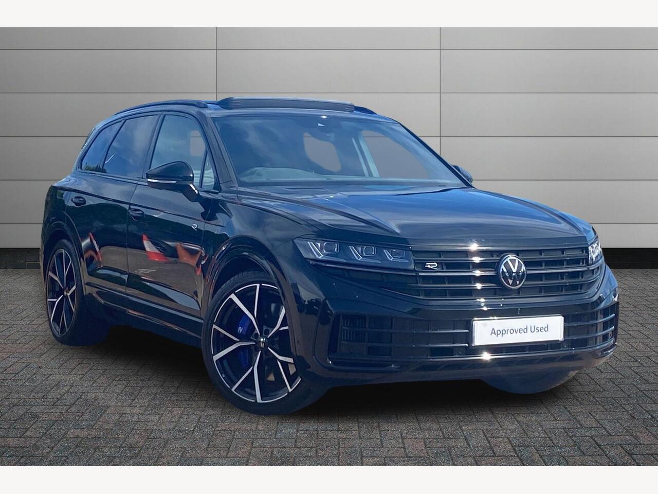 Main listing image - Volkswagen Touareg
