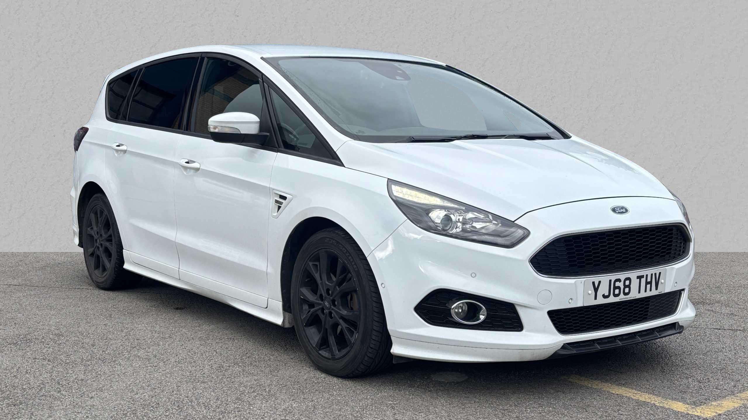 Main listing image - Ford S-MAX