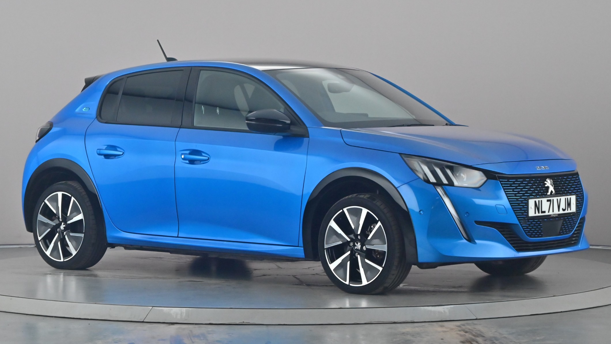 Main listing image - Peugeot e-208