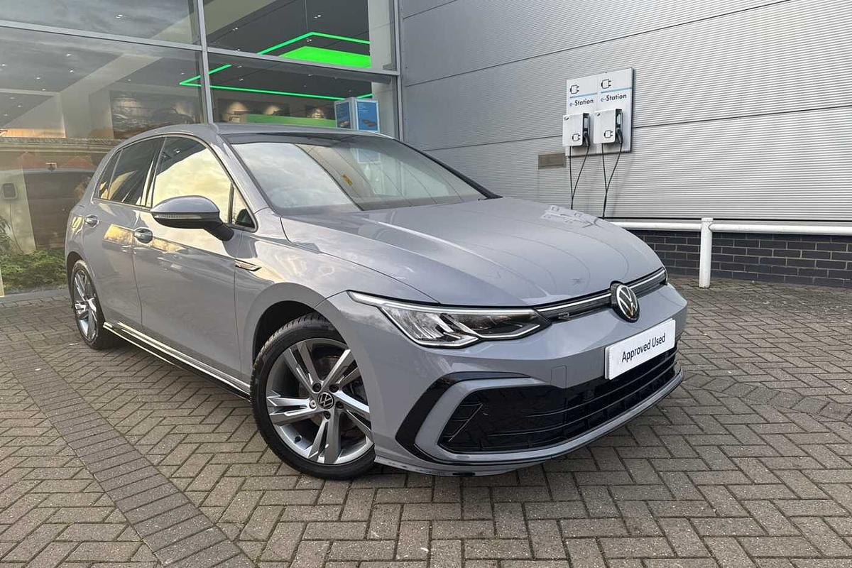 Main listing image - Volkswagen Golf