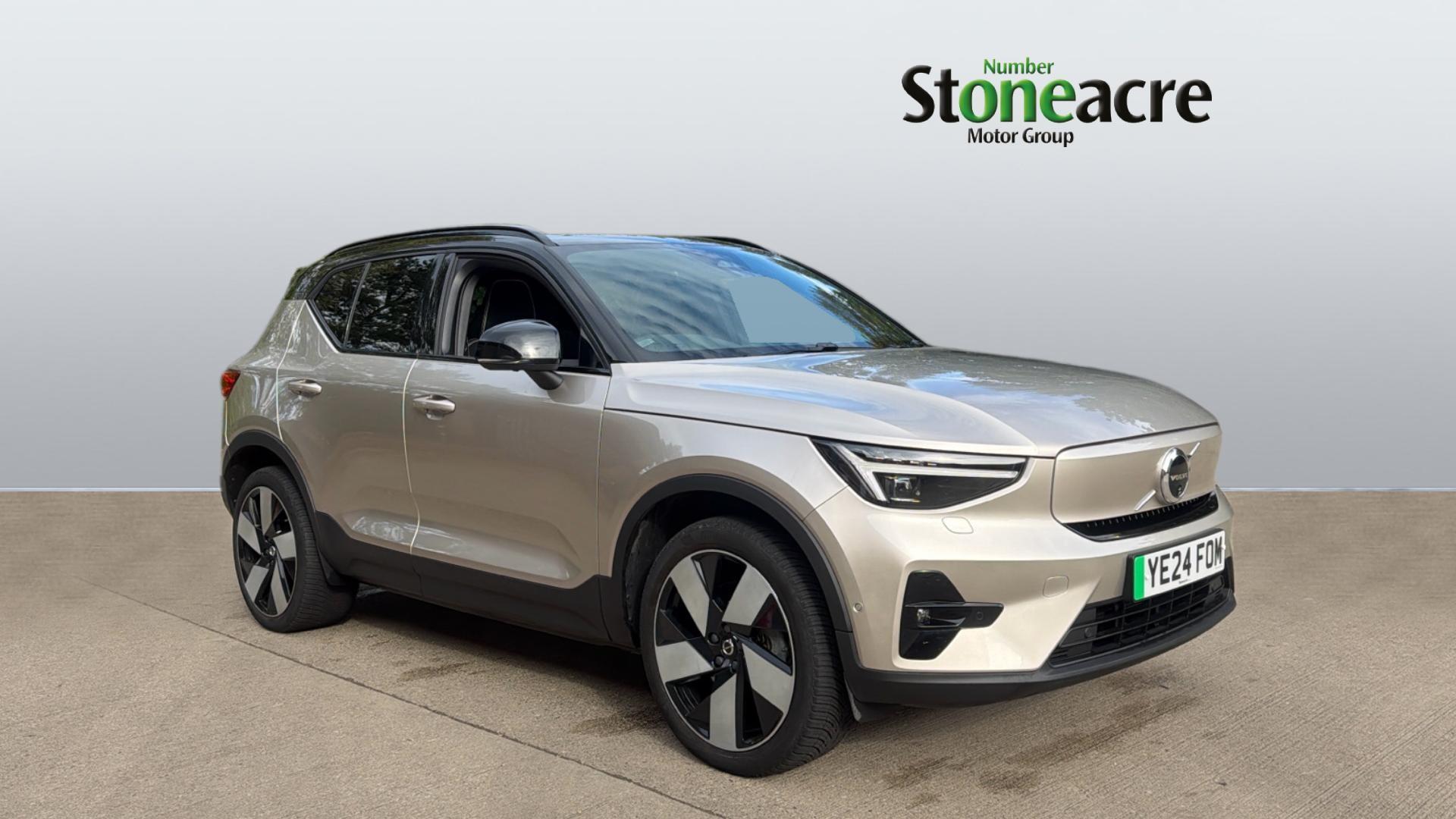 Main listing image - Volvo XC40