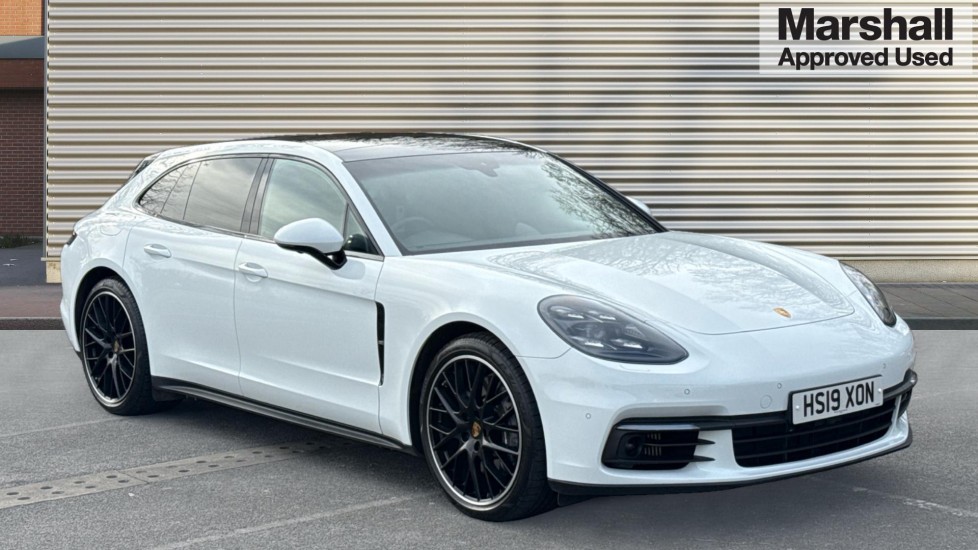 Main listing image - Porsche Panamera Sport Turismo