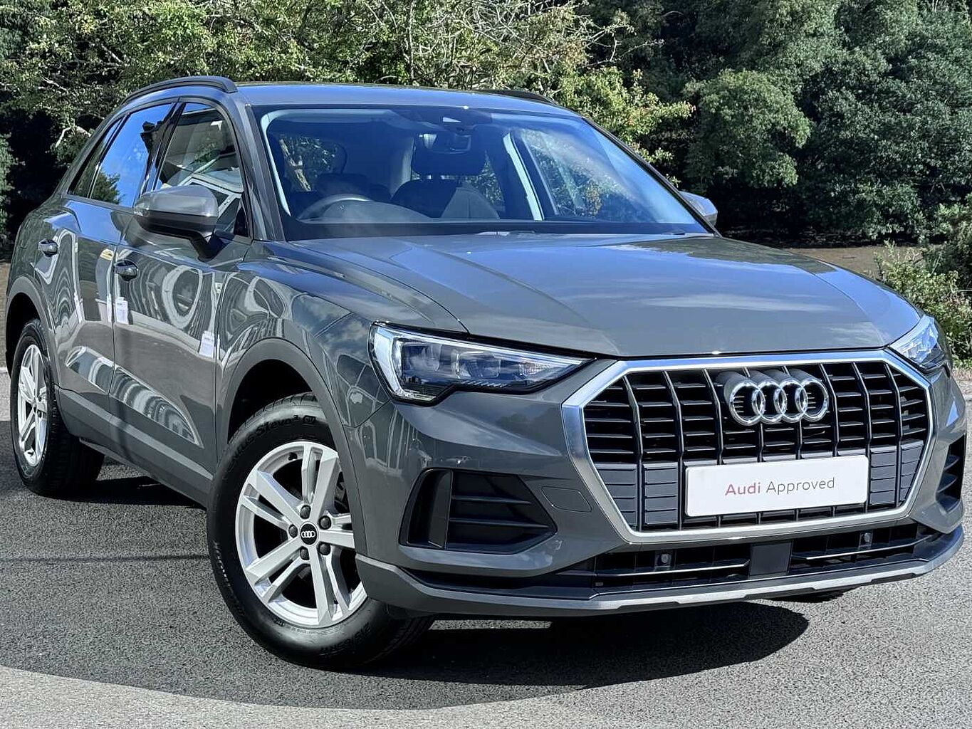 Main listing image - Audi Q3