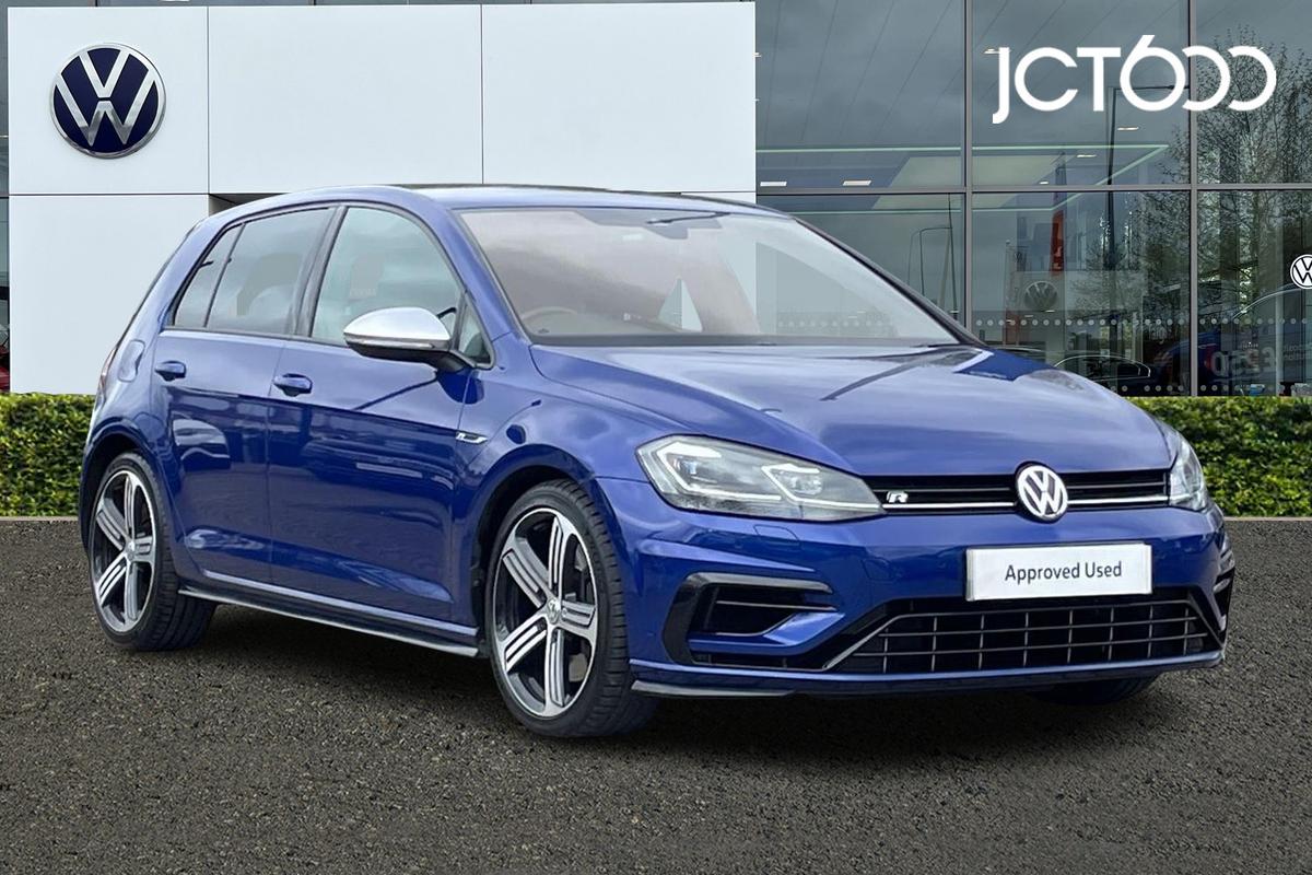 Main listing image - Volkswagen Golf