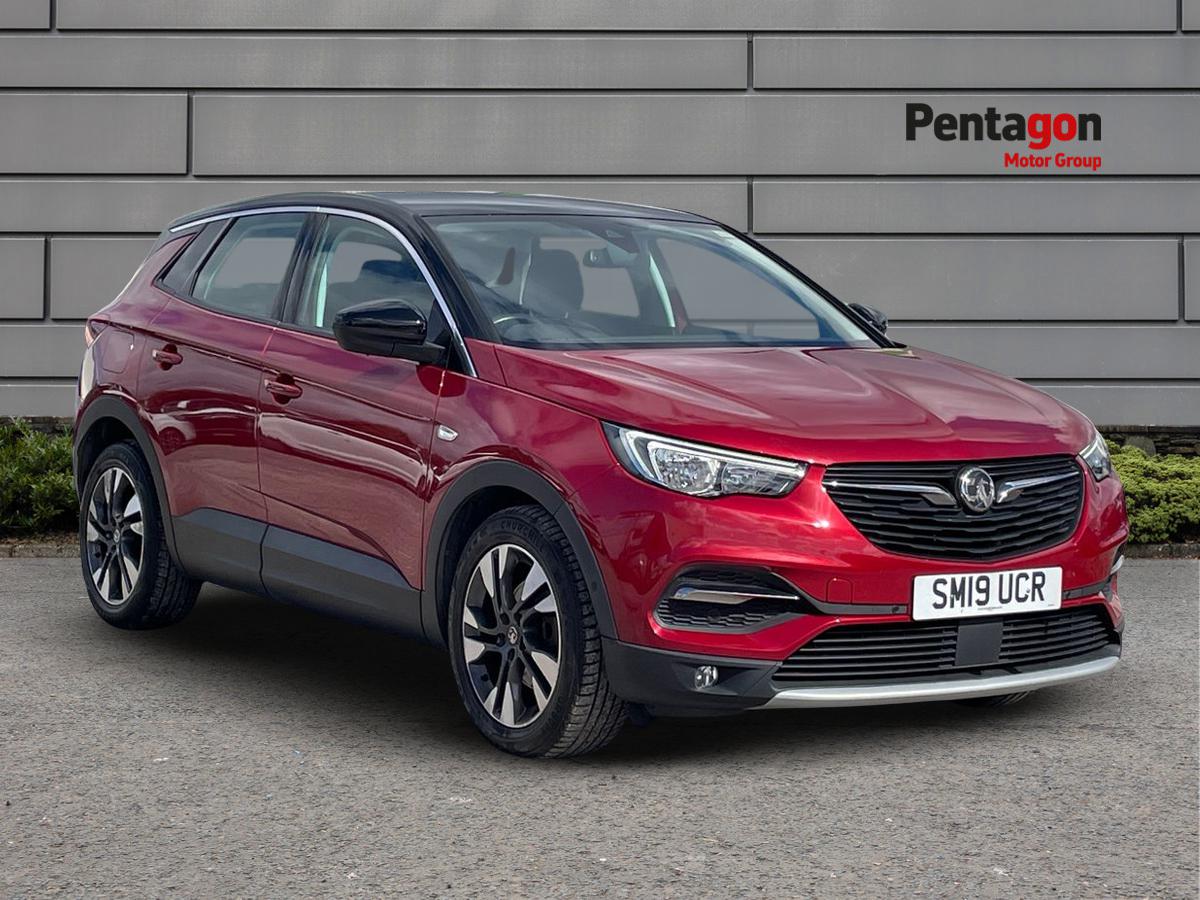 Main listing image - Vauxhall Grandland X