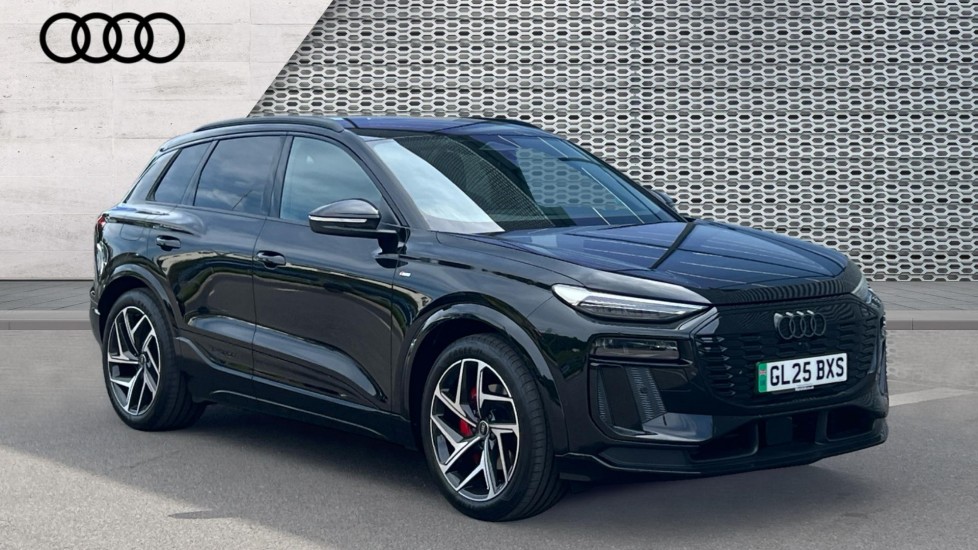 Main listing image - Audi Q6 e-tron