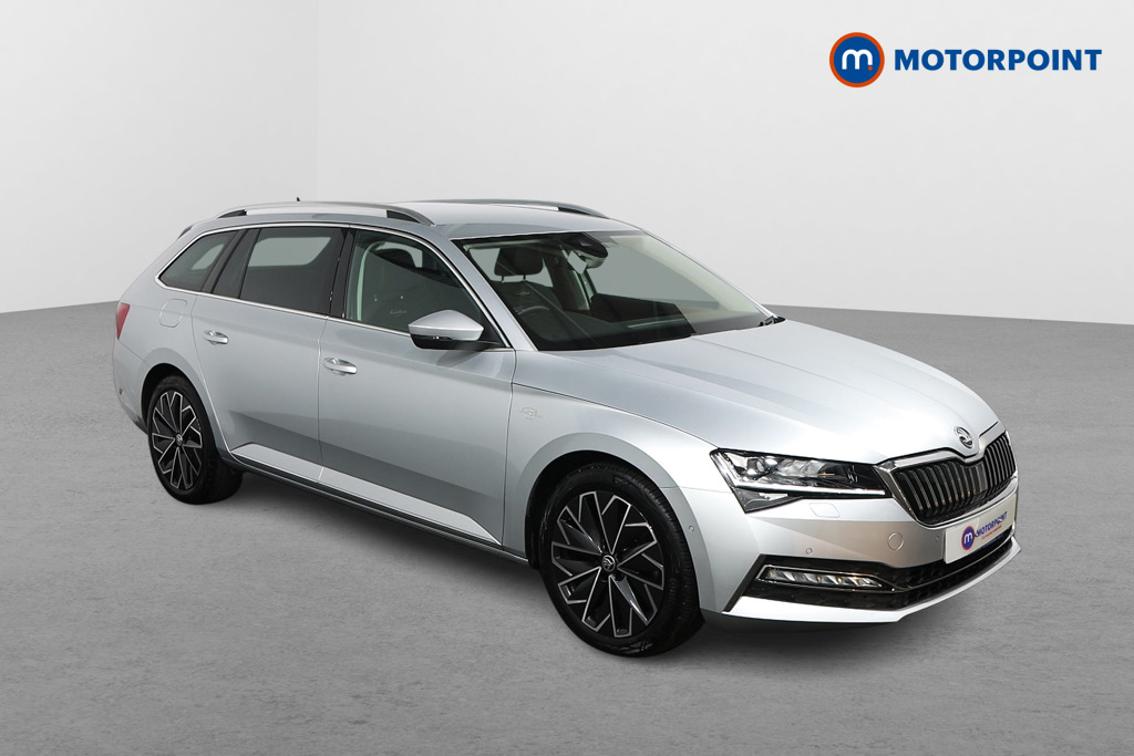 Main listing image - Skoda Superb Estate