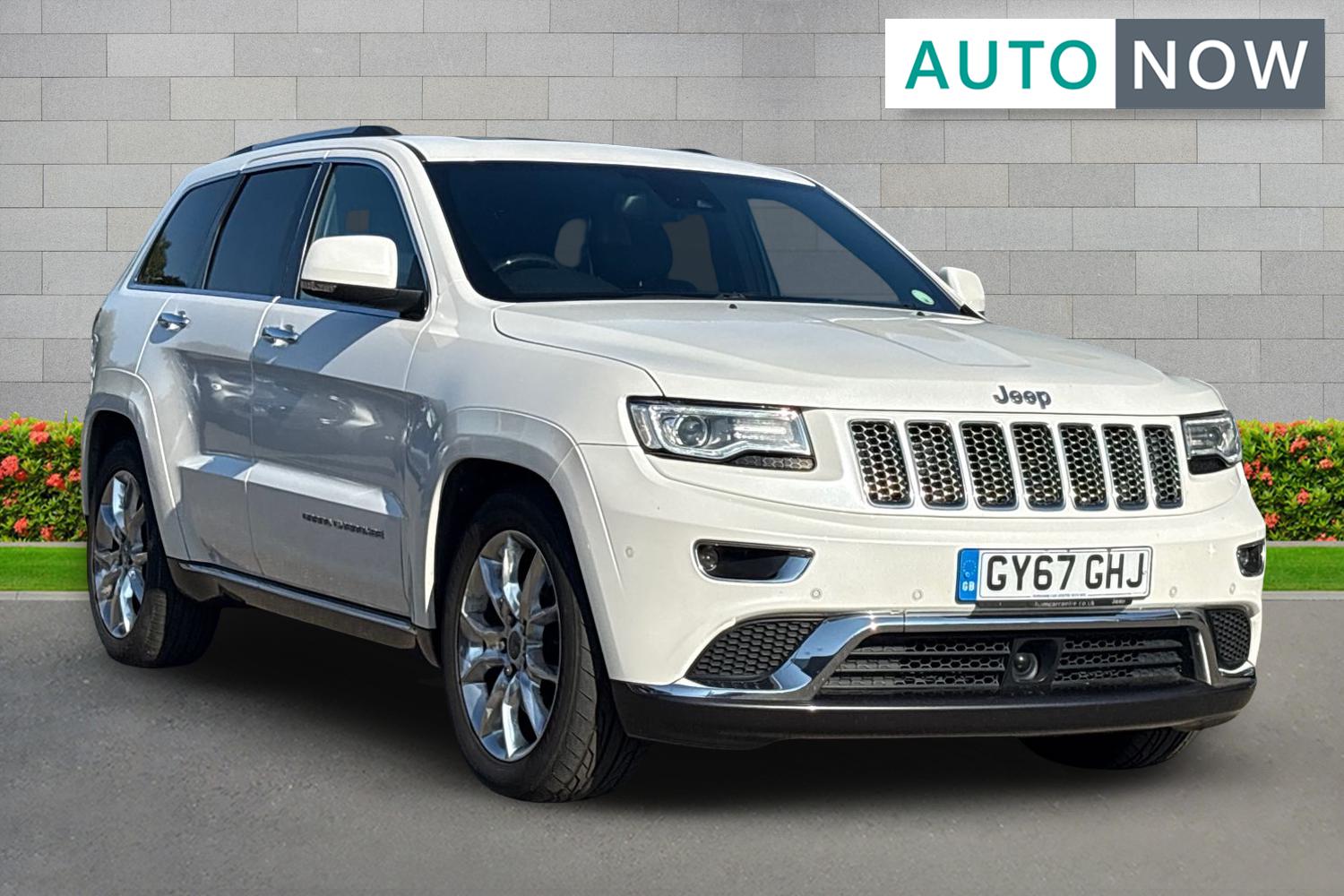 Main listing image - Jeep Grand Cherokee