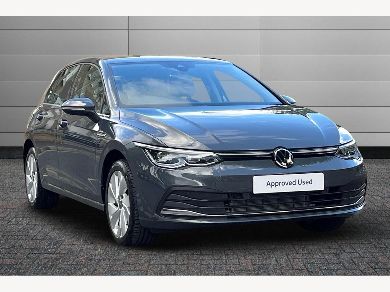 Main listing image - Volkswagen Golf