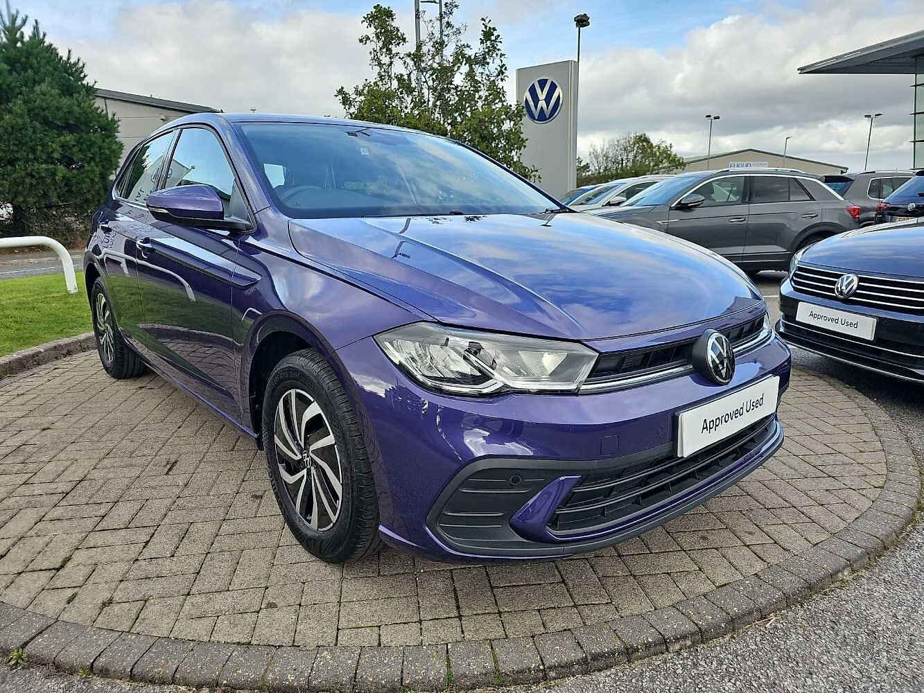 Main listing image - Volkswagen Polo