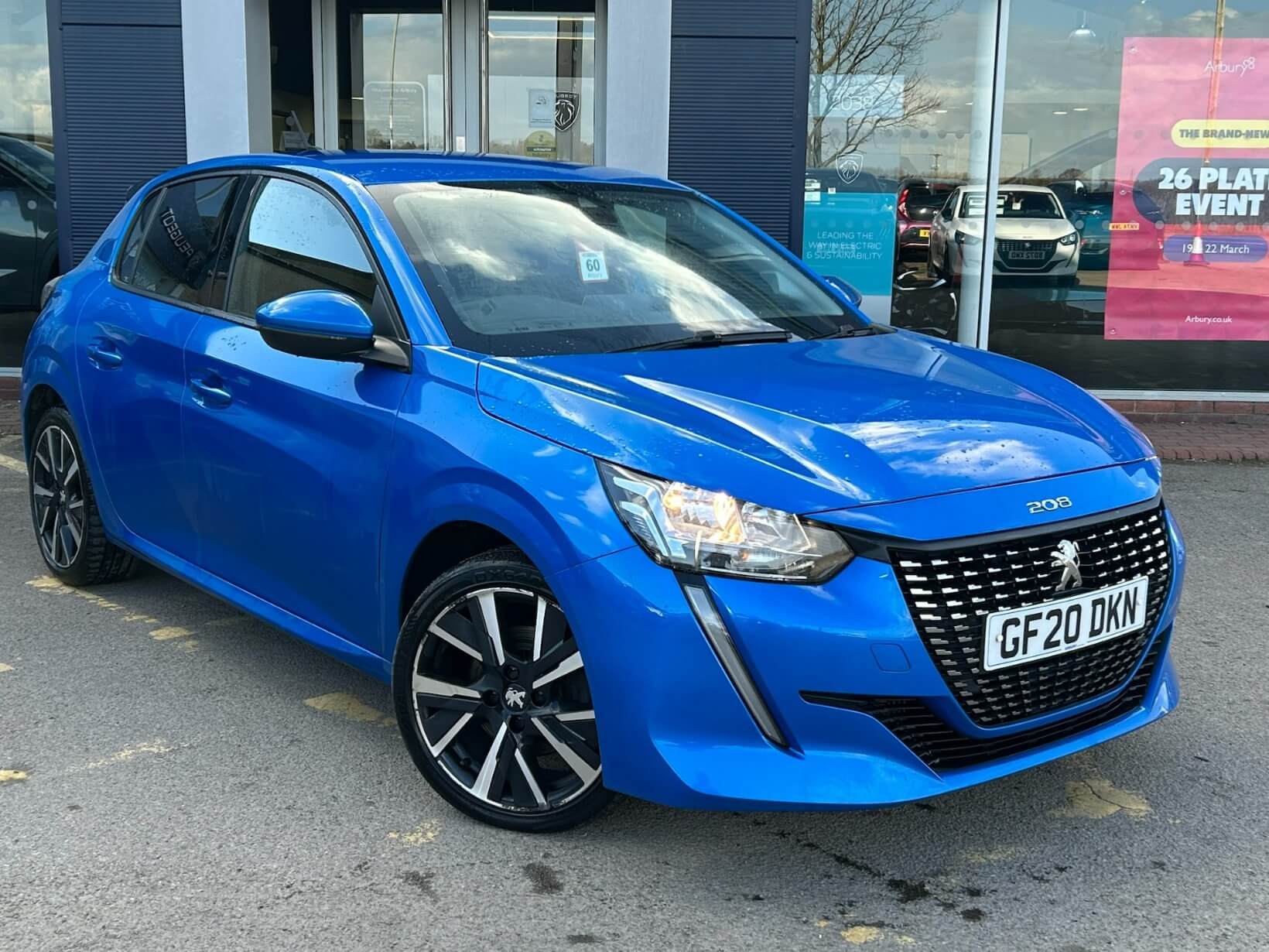 Main listing image - Peugeot 208