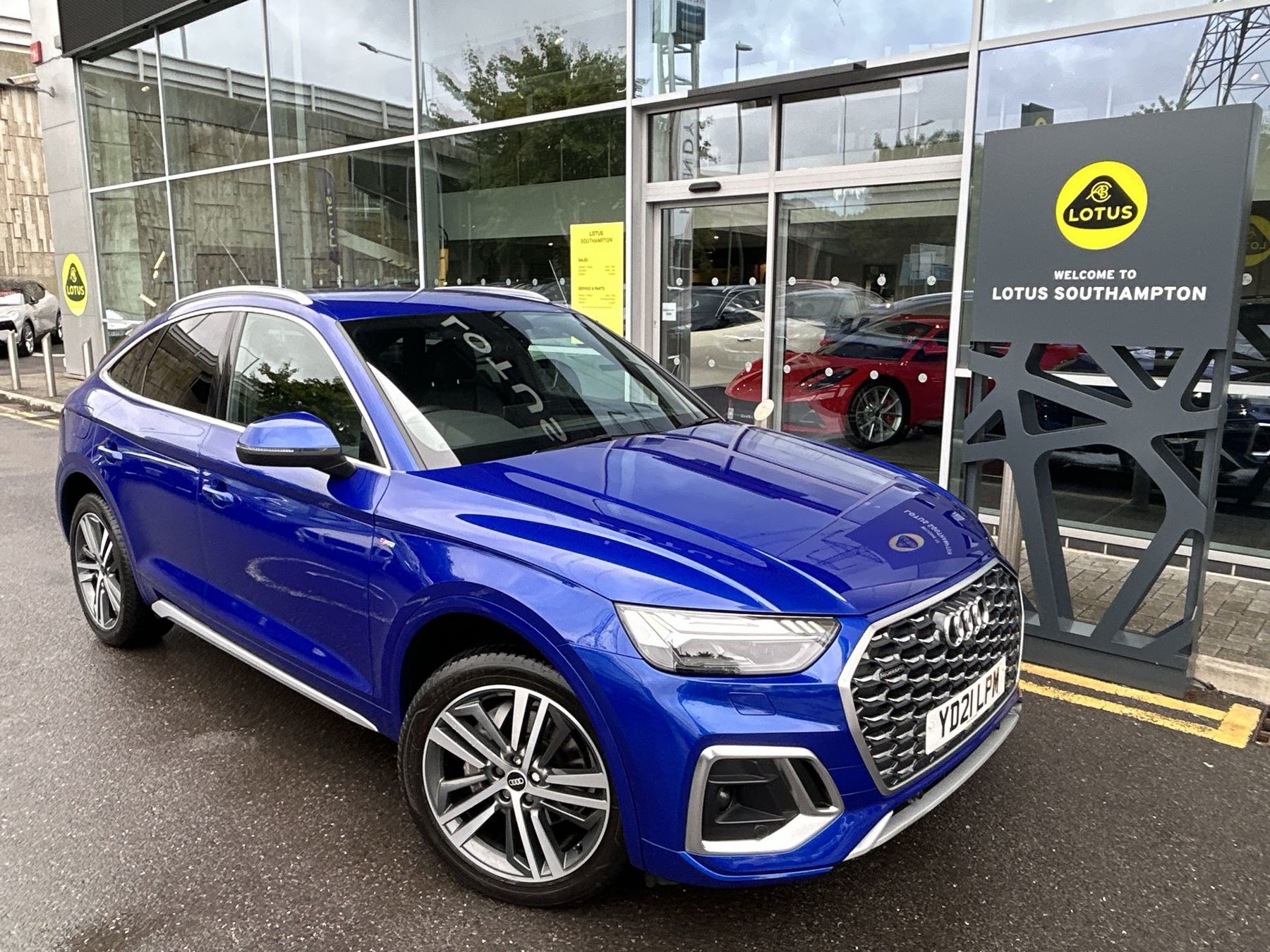 Main listing image - Audi Q5 Sportback