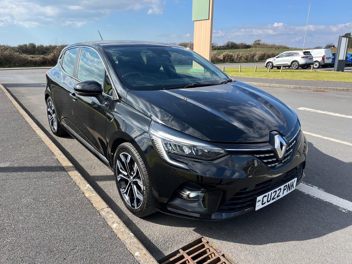 Main listing image - Renault Clio