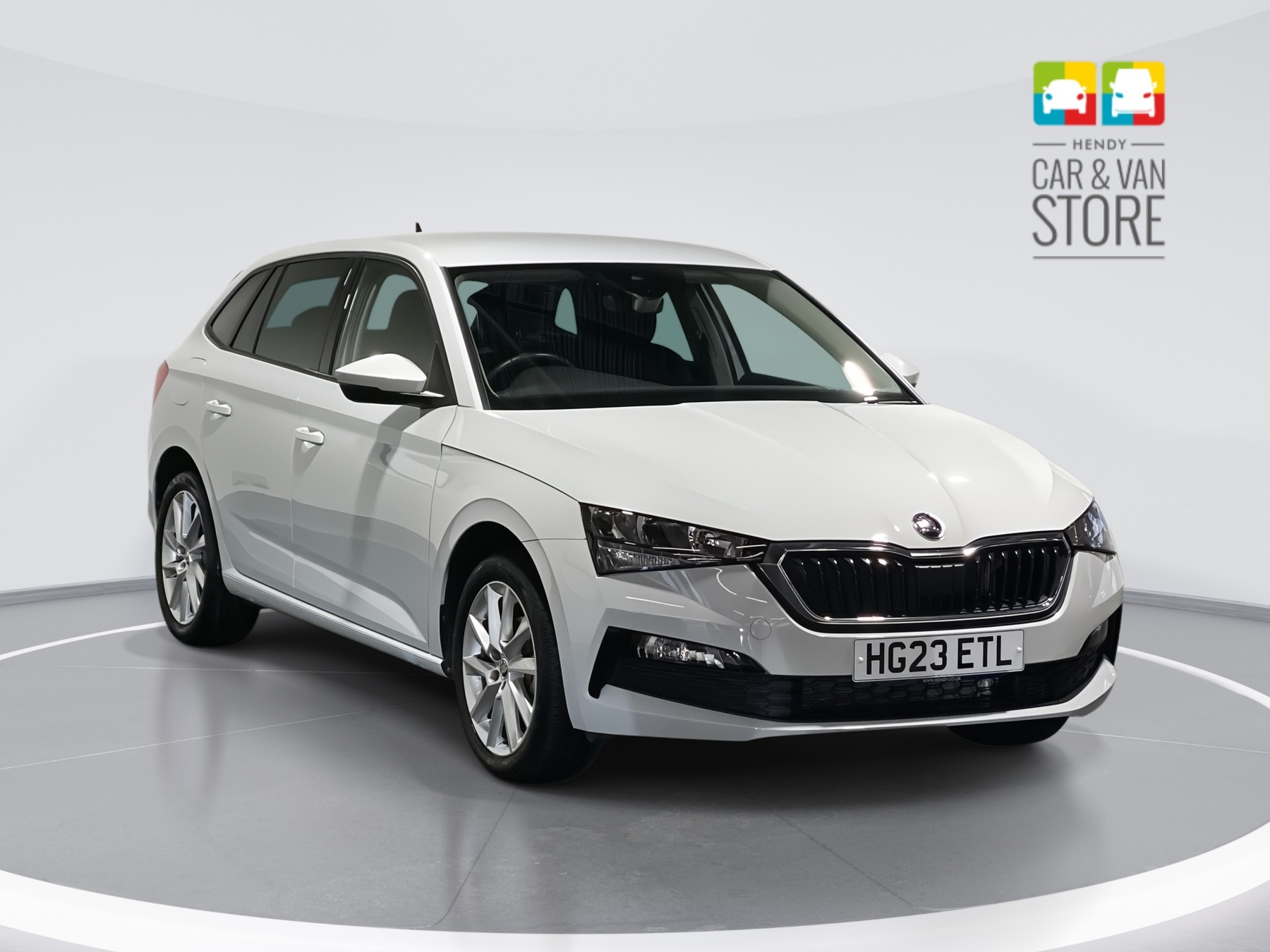 Main listing image - Skoda Scala