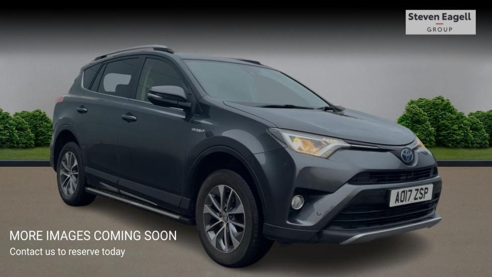 Main listing image - Toyota RAV4