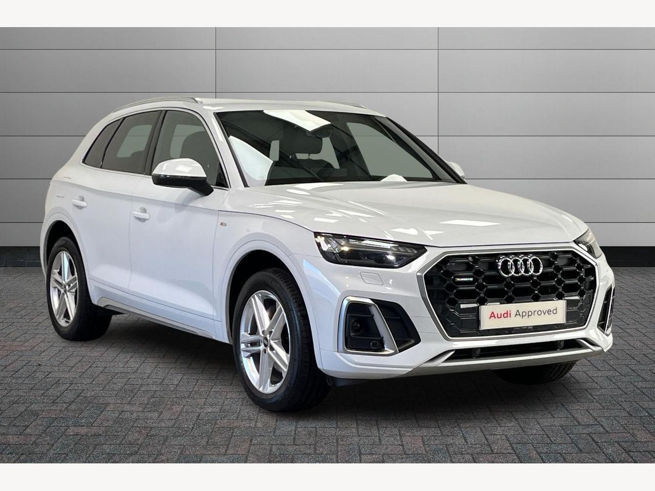 Main listing image - Audi Q5