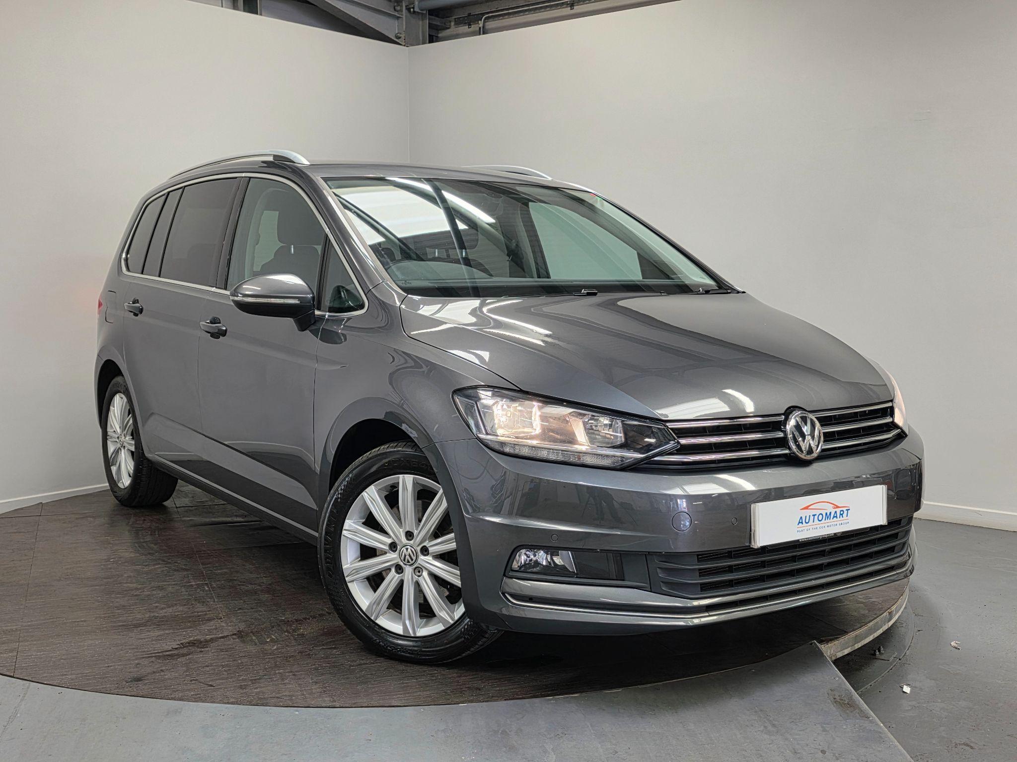 Main listing image - Volkswagen Touran