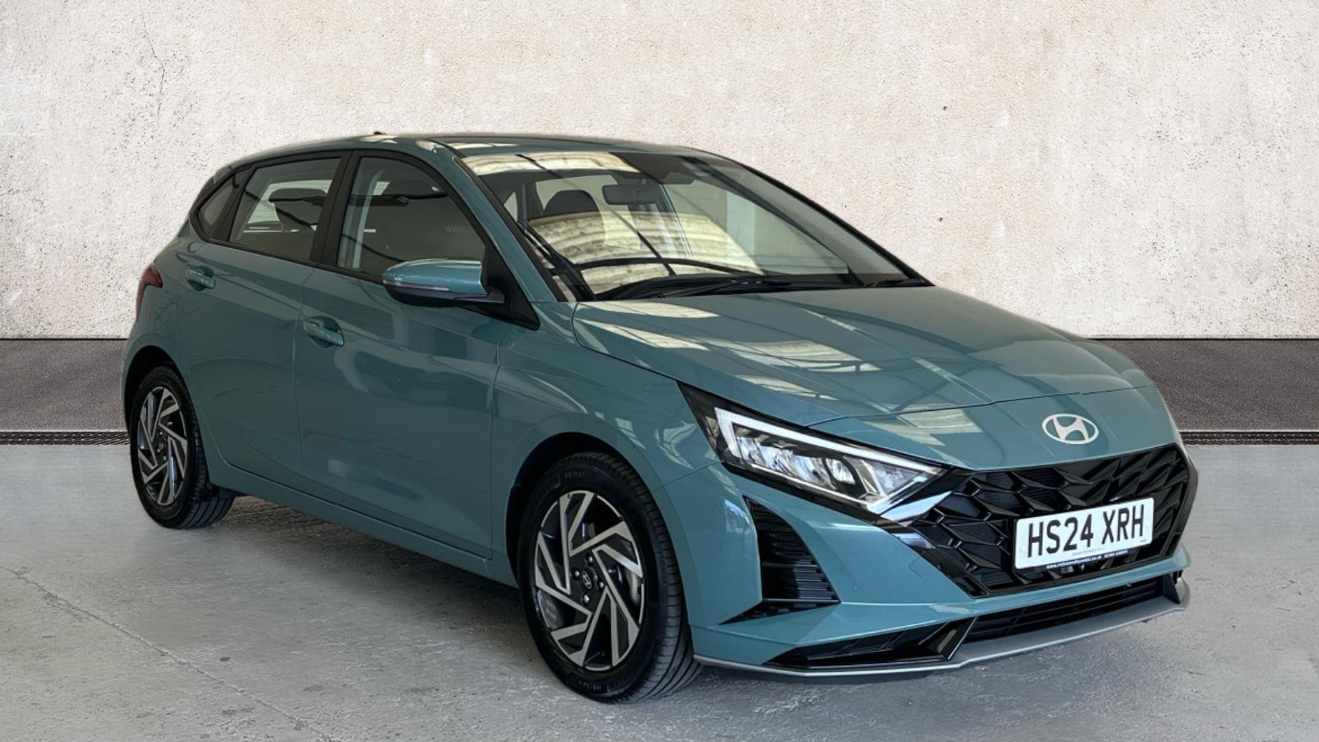 Main listing image - Hyundai i20