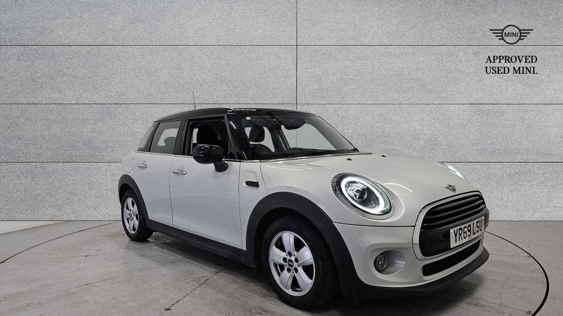 Main listing image - MINI Hatchback 5dr