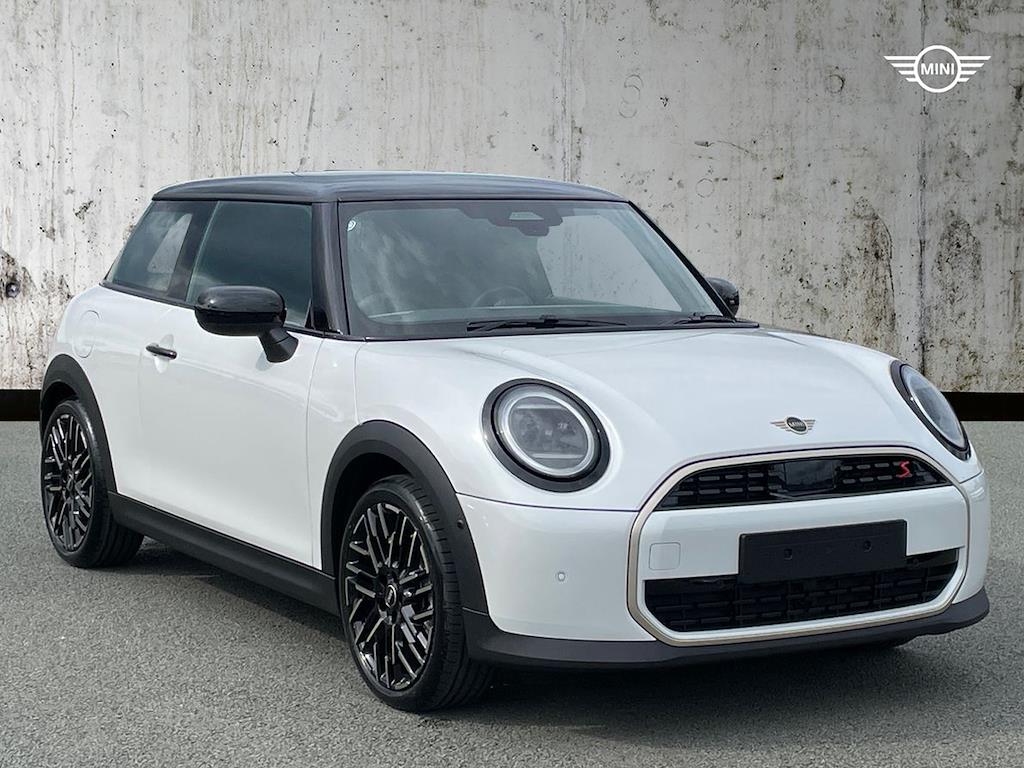 Main listing image - MINI Hatchback