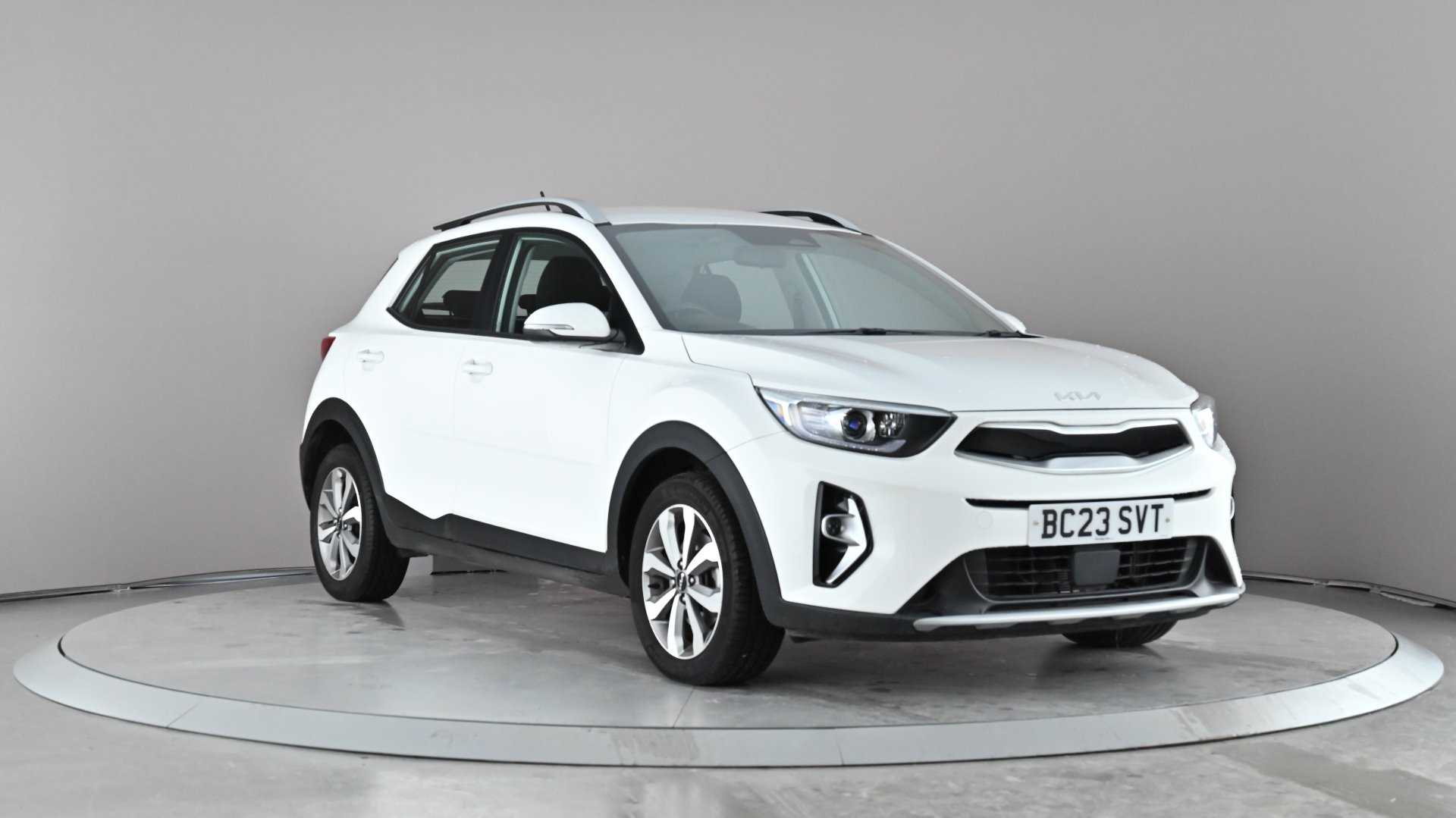 Main listing image - Kia Stonic