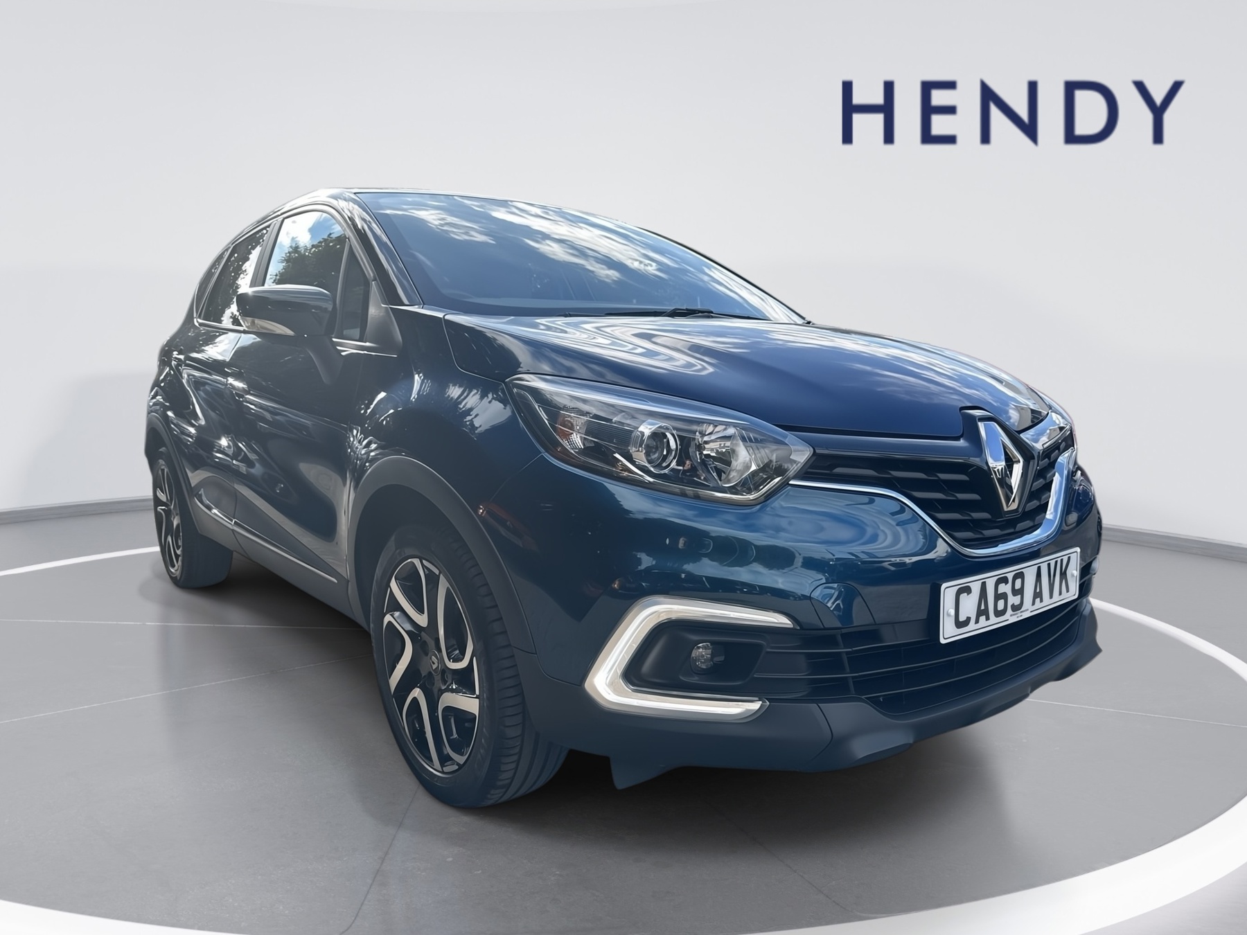 Main listing image - Renault Captur