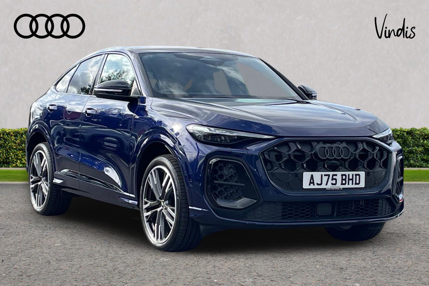 Main listing image - Audi Q5