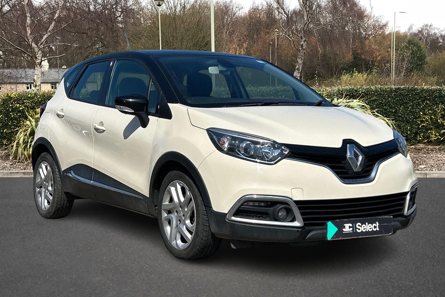 Main listing image - Renault Captur