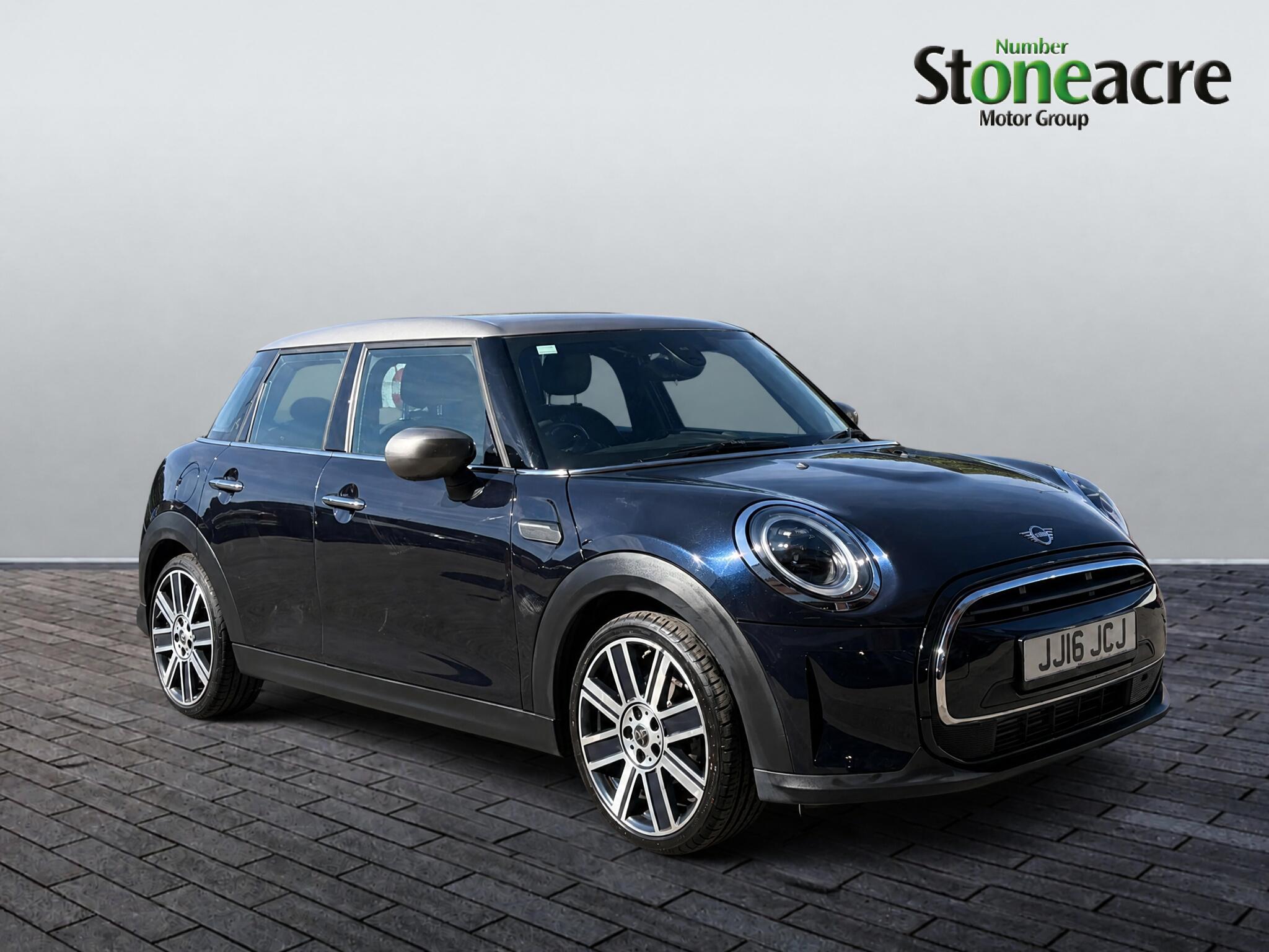 Main listing image - MINI Hatchback