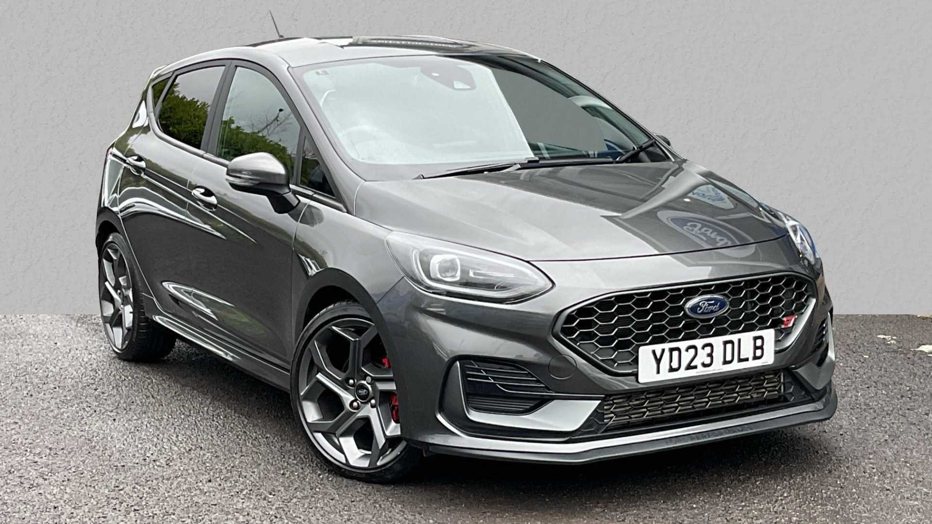 Main listing image - Ford Fiesta ST