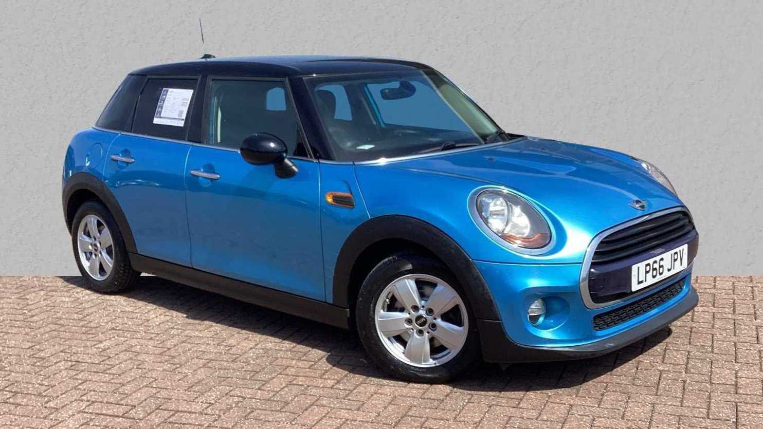 Main listing image - MINI Hatchback 5dr