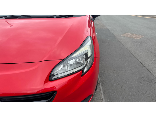 Main listing image - Vauxhall Corsa