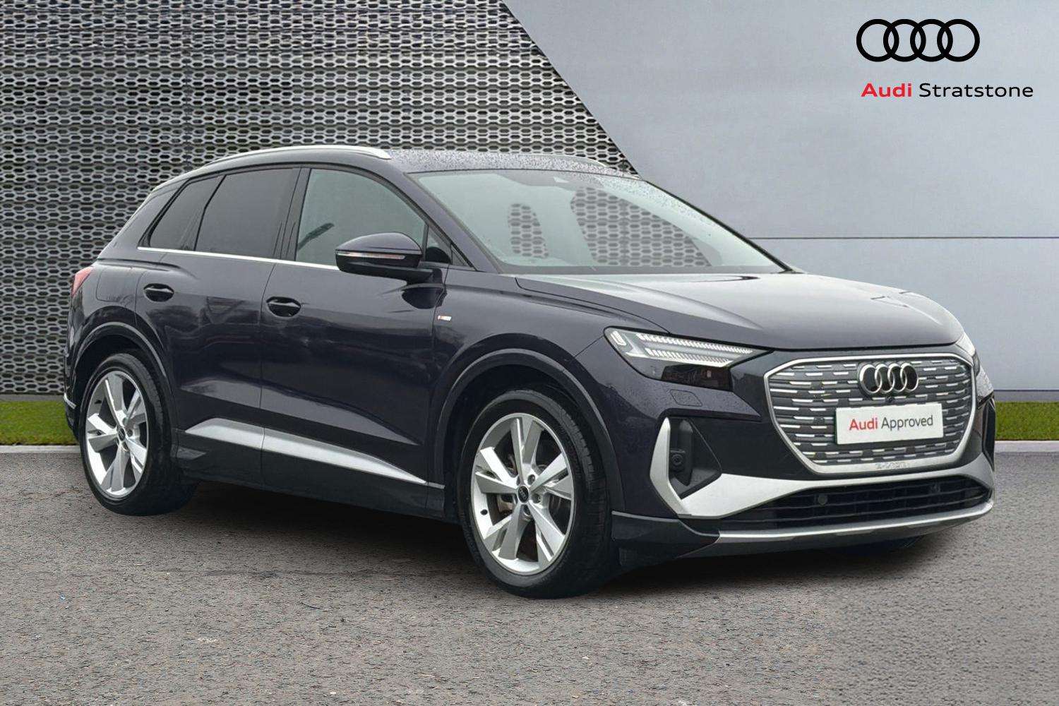 Main listing image - Audi Q4