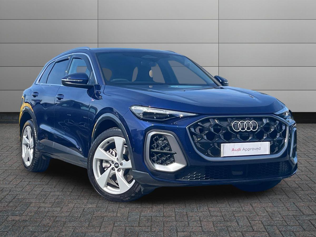 Main listing image - Audi Q5