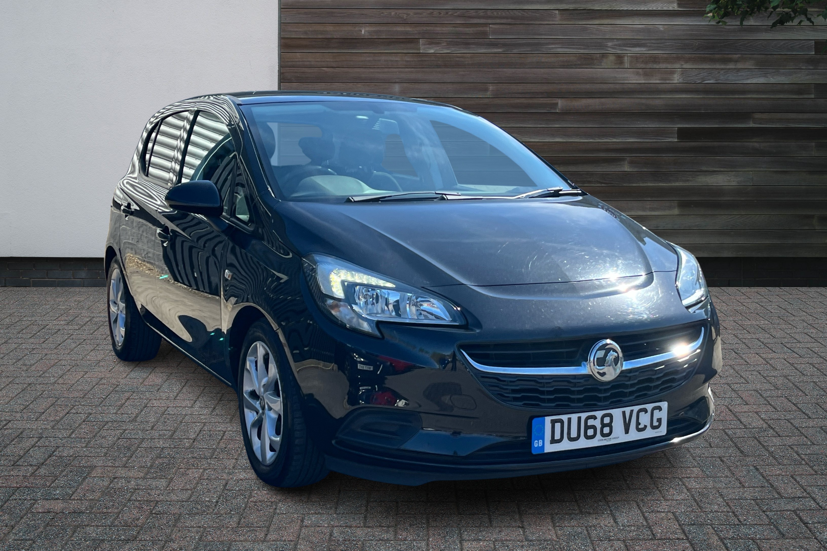 Main listing image - Vauxhall Corsa