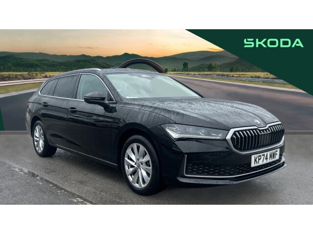 Main listing image - Skoda Superb Estate