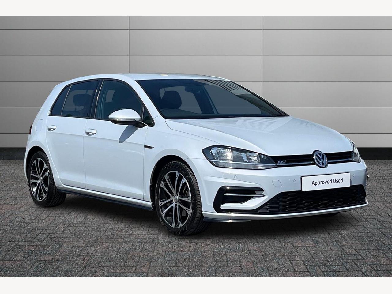Main listing image - Volkswagen Golf