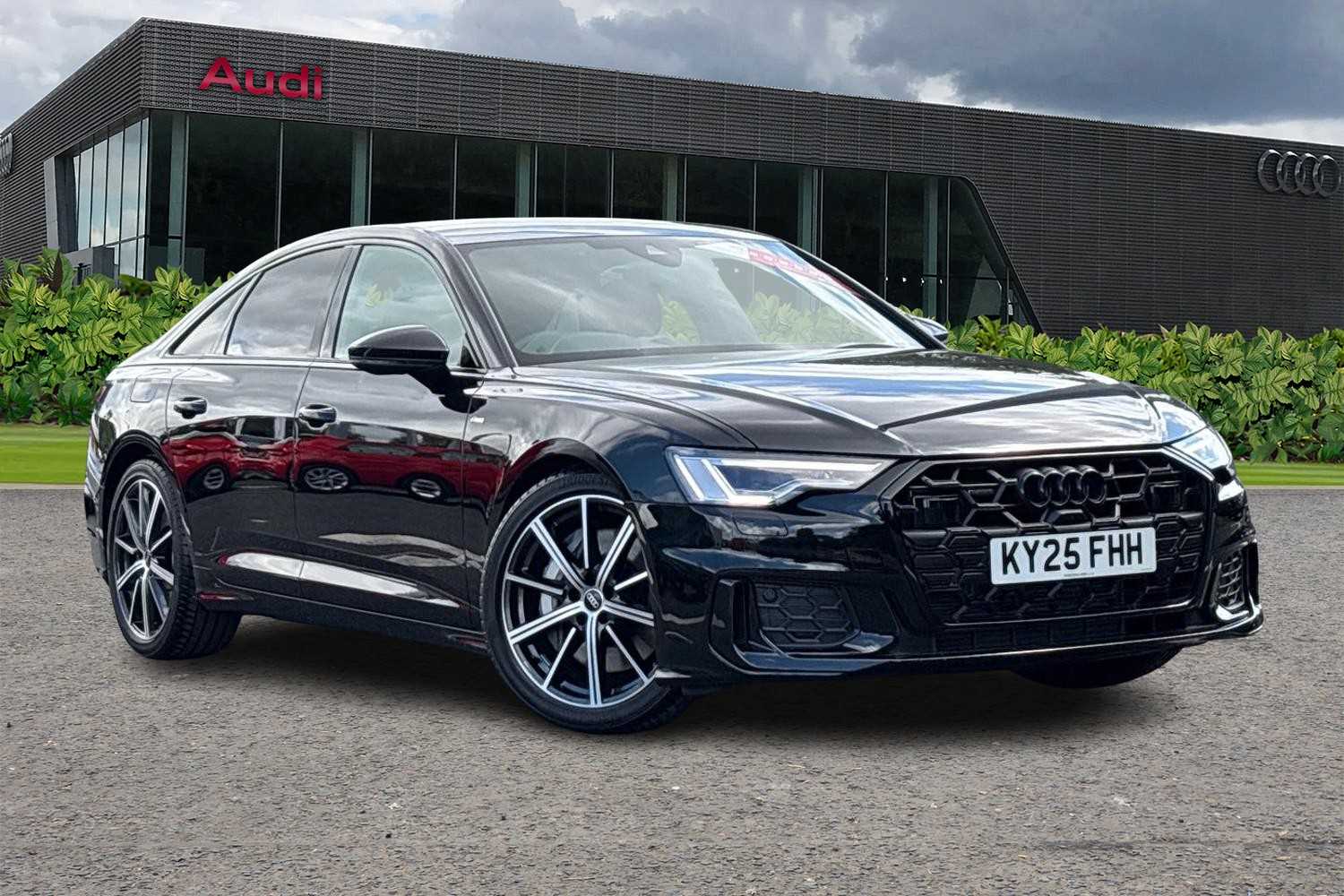 Main listing image - Audi A6