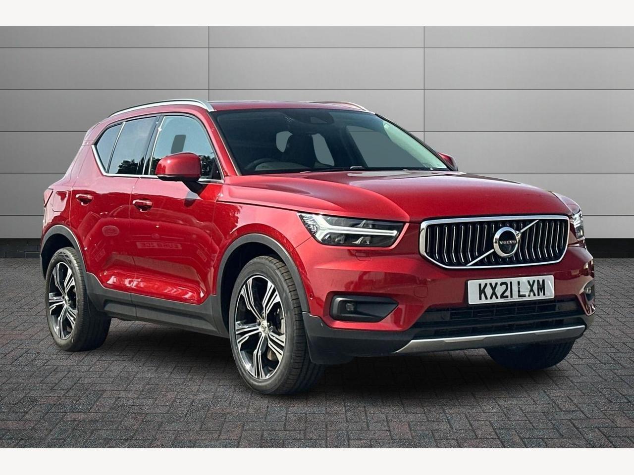 Main listing image - Volvo XC40 Recharge