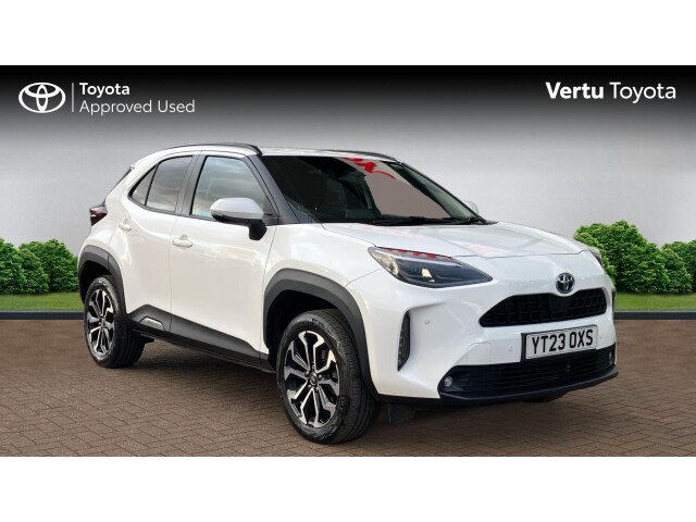 Main listing image - Toyota Yaris Cross