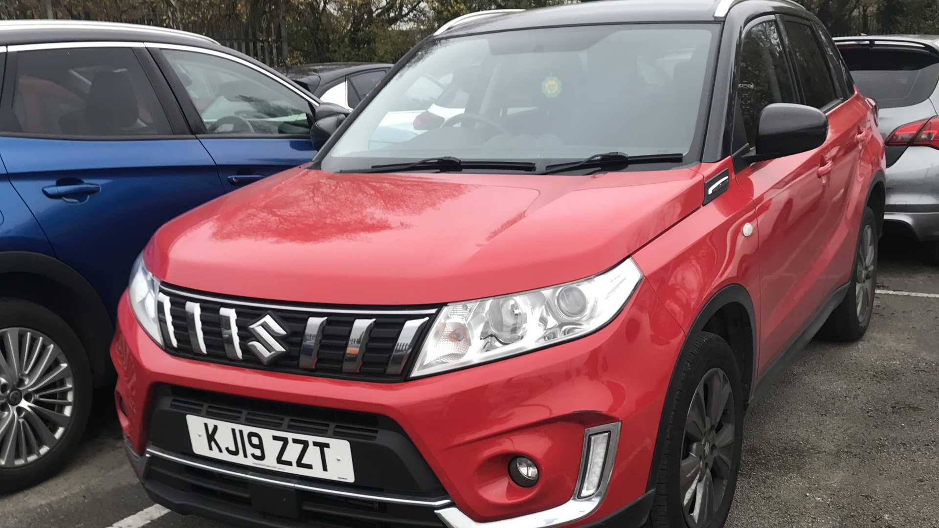 Main listing image - Suzuki Vitara