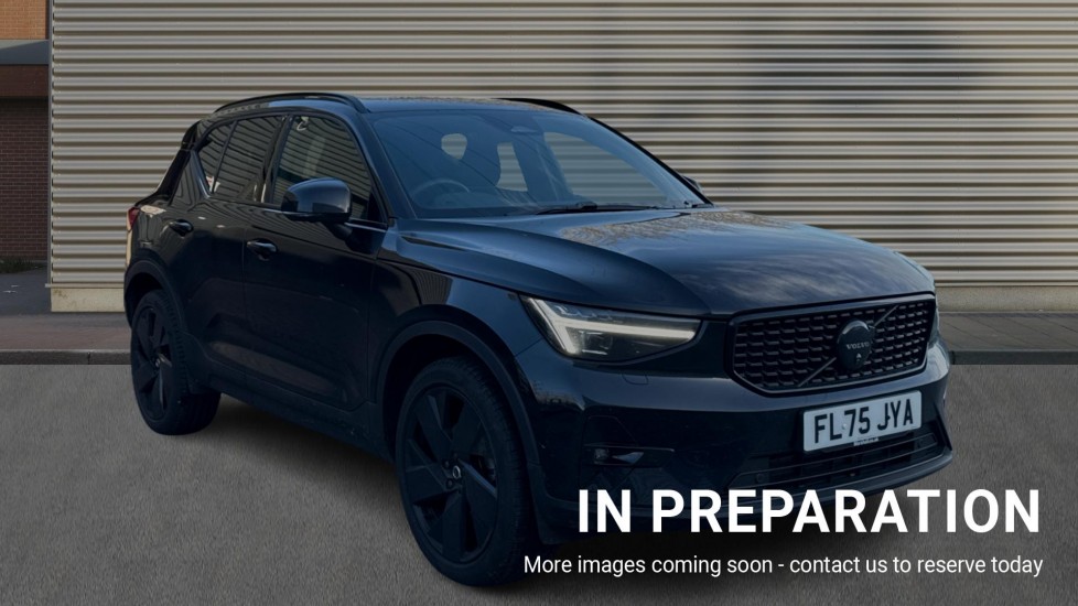 Main listing image - Volvo XC40