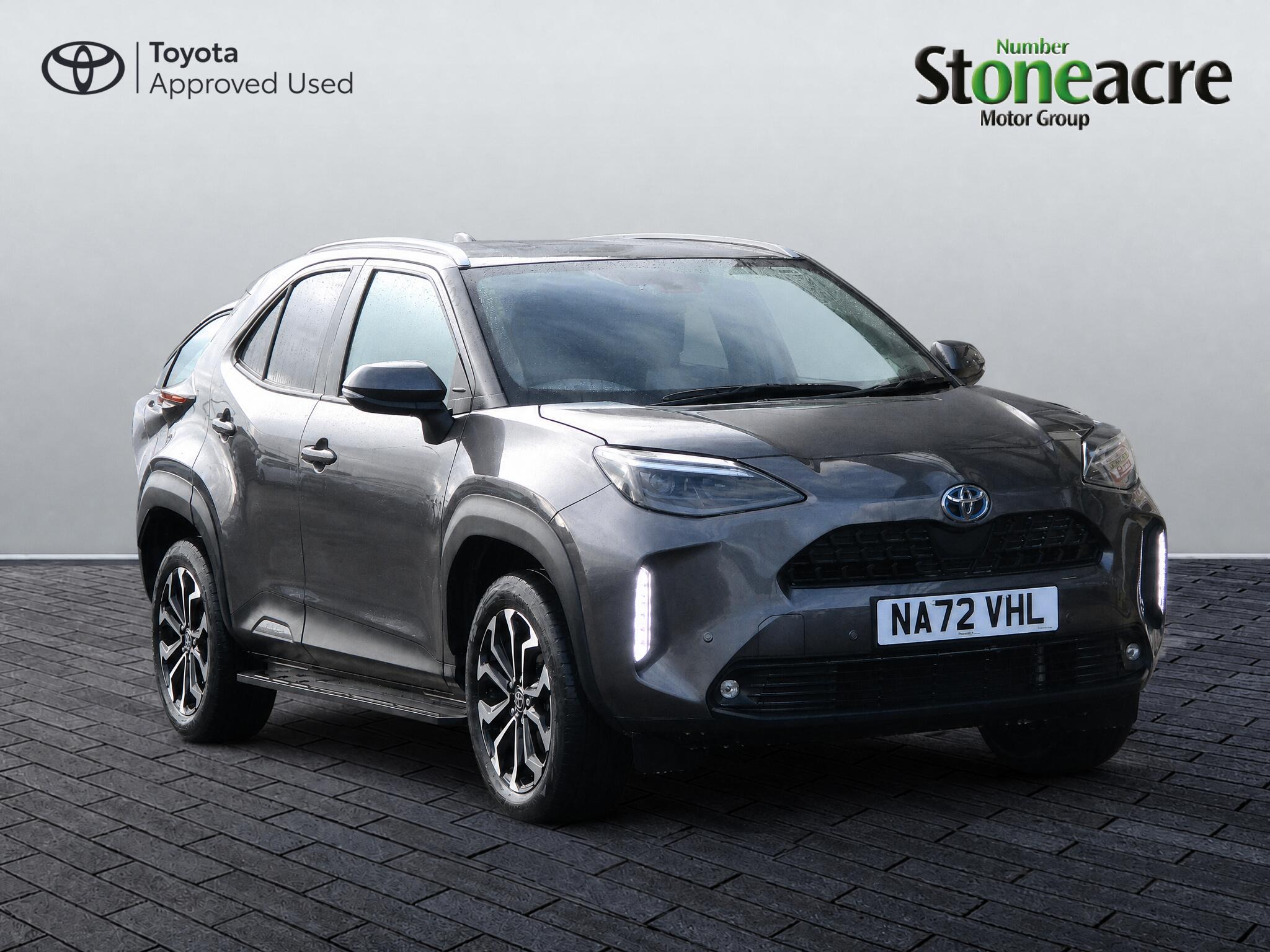 Main listing image - Toyota Yaris Cross