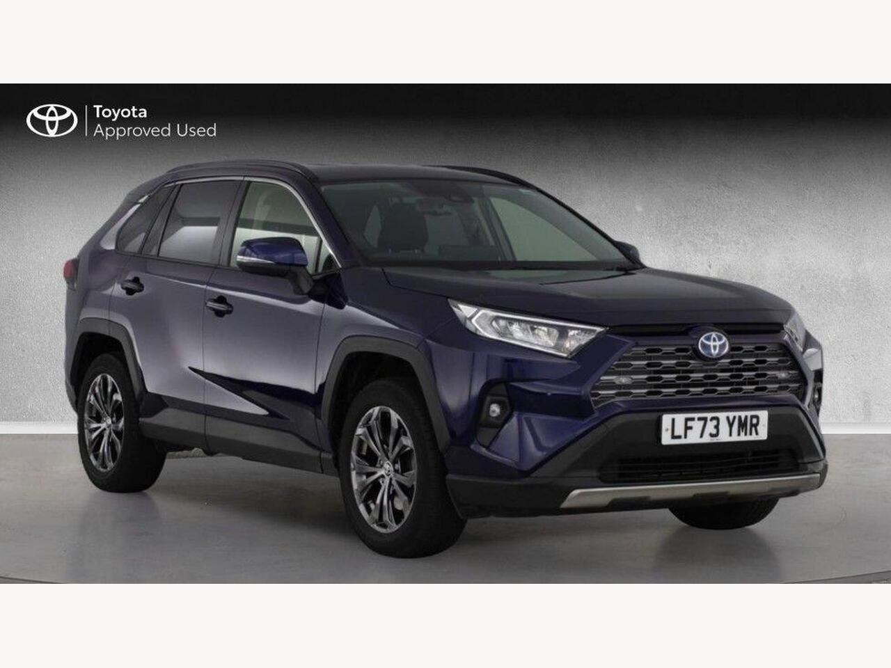 Main listing image - Toyota RAV4