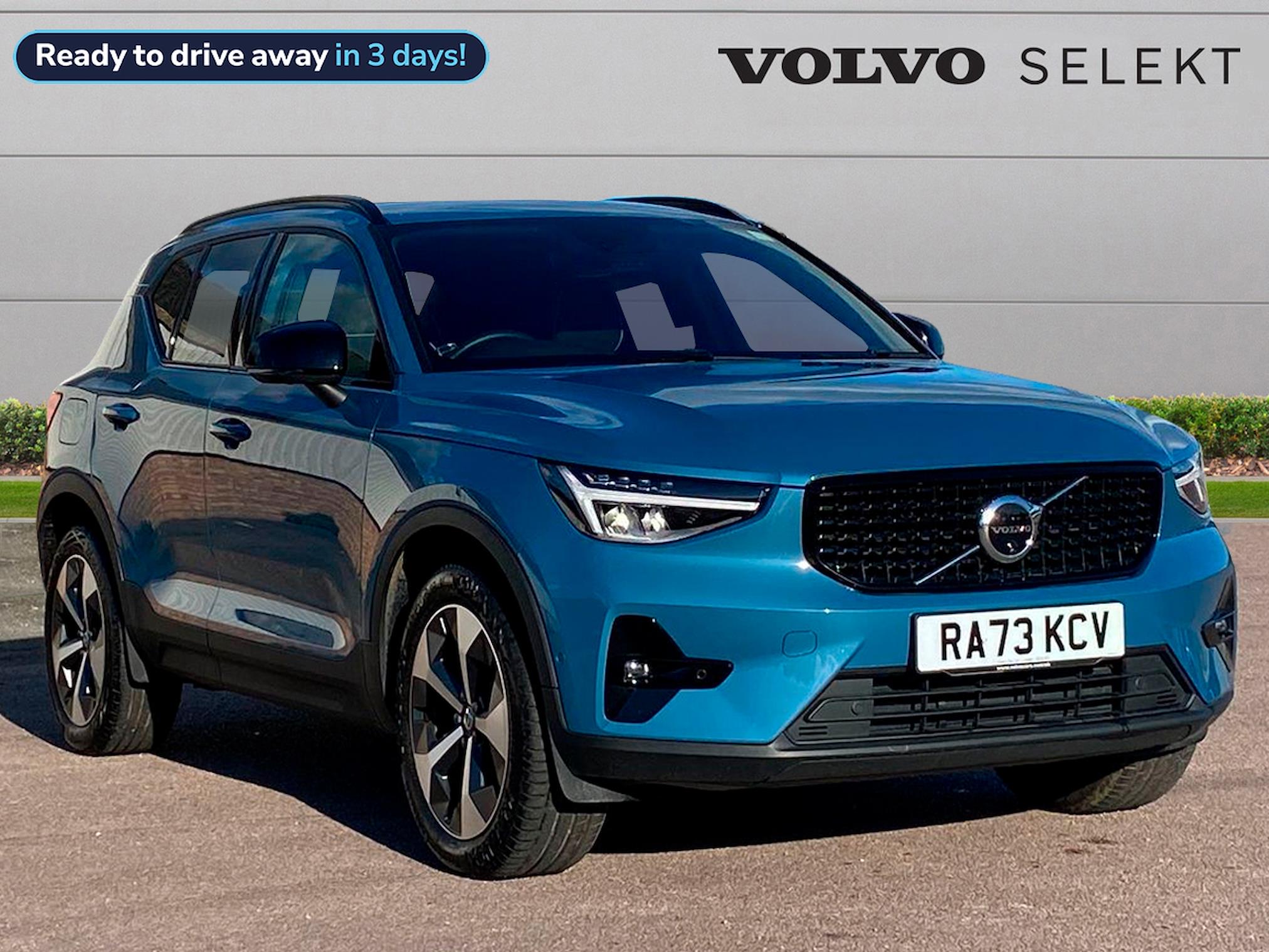 Main listing image - Volvo XC40