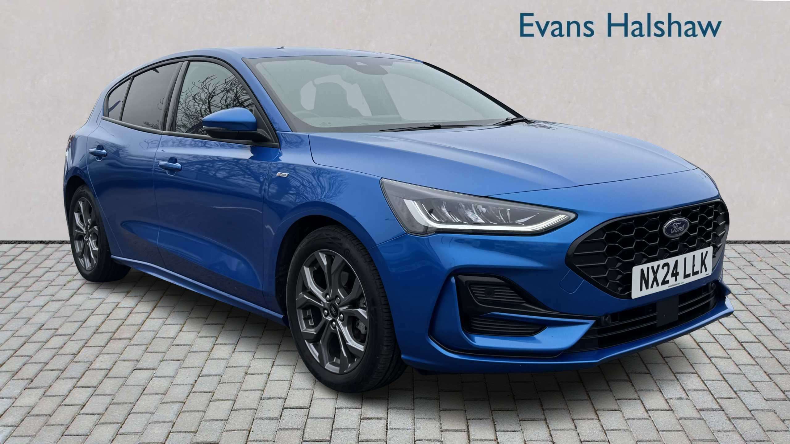 Main listing image - Ford Focus